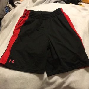 Men’s Black Under Armour Athletic Shorts.